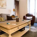 Bright & Design Apartment Near The Pantheon